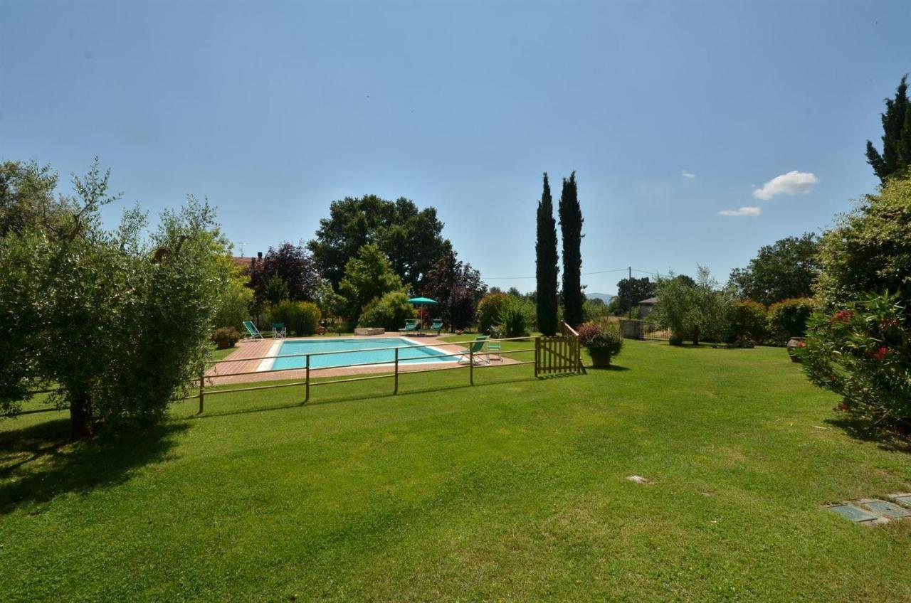 La Capannina Villa Le Grazie  Buitenkant foto
