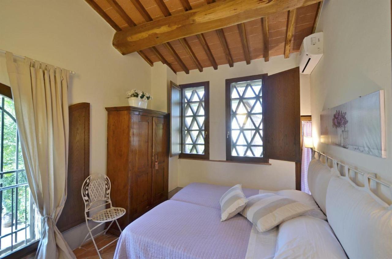 La Capannina Villa Le Grazie  Buitenkant foto