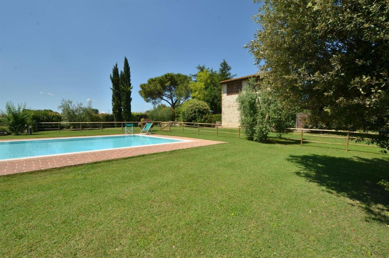 La Capannina Villa Le Grazie  Buitenkant foto