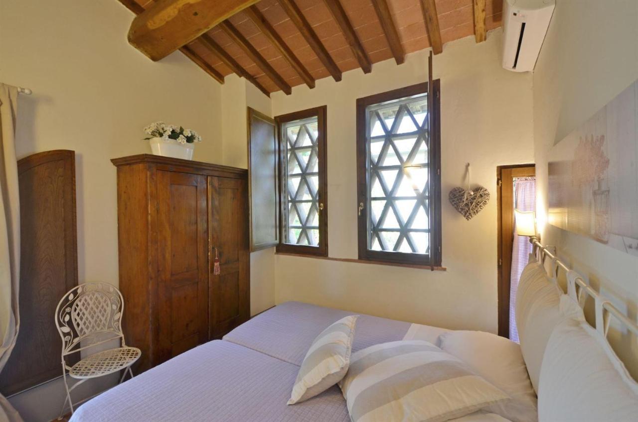 La Capannina Villa Le Grazie  Buitenkant foto